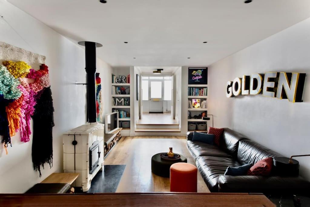 Large Townhouse Just 2 Minutes From The Sea/I360! Villa Brighton Exteriör bild